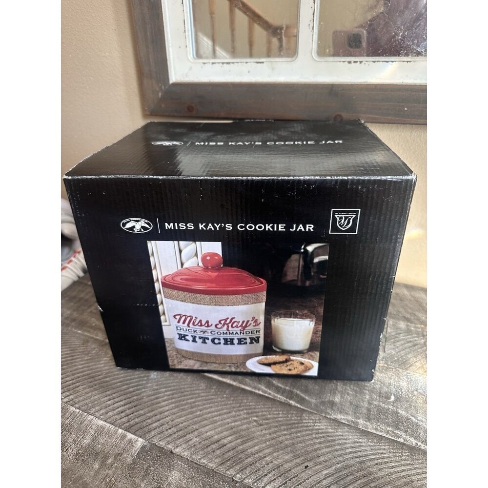 New Miss Kays / Duck Commander / Cookie Jar / Duck Dynasty 10" H X 7"